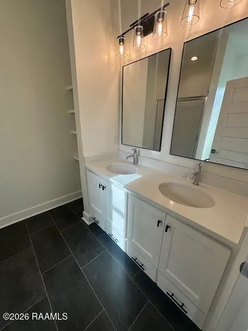 $1,950 | 1510 Kaliste Saloom Road, Unit 103, Lafayette, LA 70508