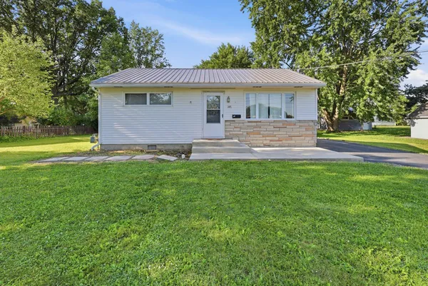 $225,000 | 147 1st Street, Marysville, OH 43040