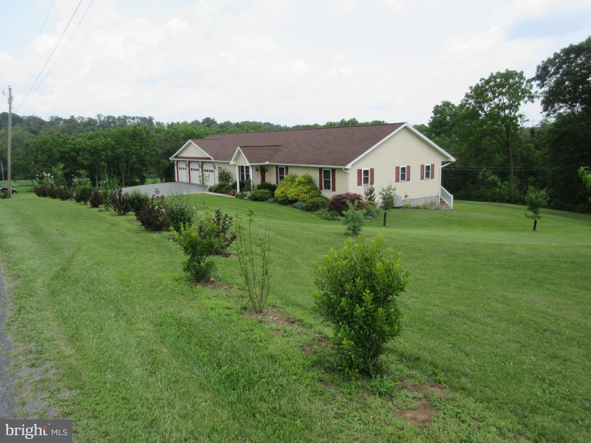 24 Witman Road Womelsdorf, PA 19567 - Photo 5 of 39 Gallery Image 5