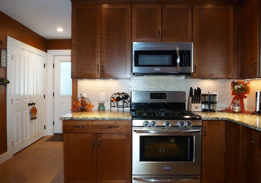 142 Dwight Road Springfield, MA 01108 - Photo 11 of 25