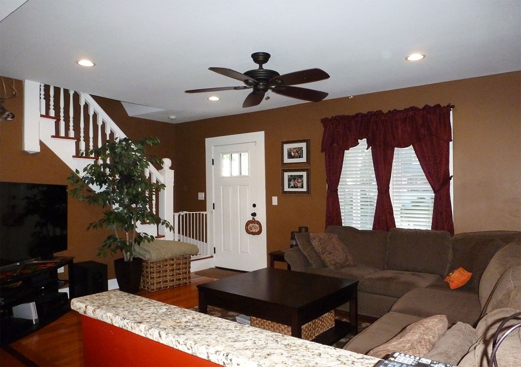 142 Dwight Road Springfield, MA 01108 - Photo 4 of 25
