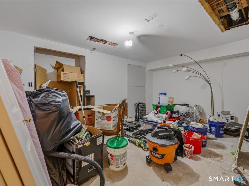 246 Reeds Gap Road, Unit 5C North Branford, CT 06472 - Photo 24 of 27 Room in lower level