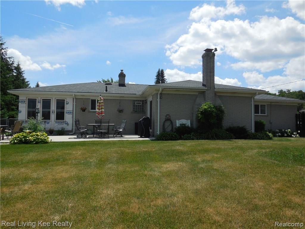 60 Windsor Road Rochester Hills, MI 48307 - Photo 6 of 23