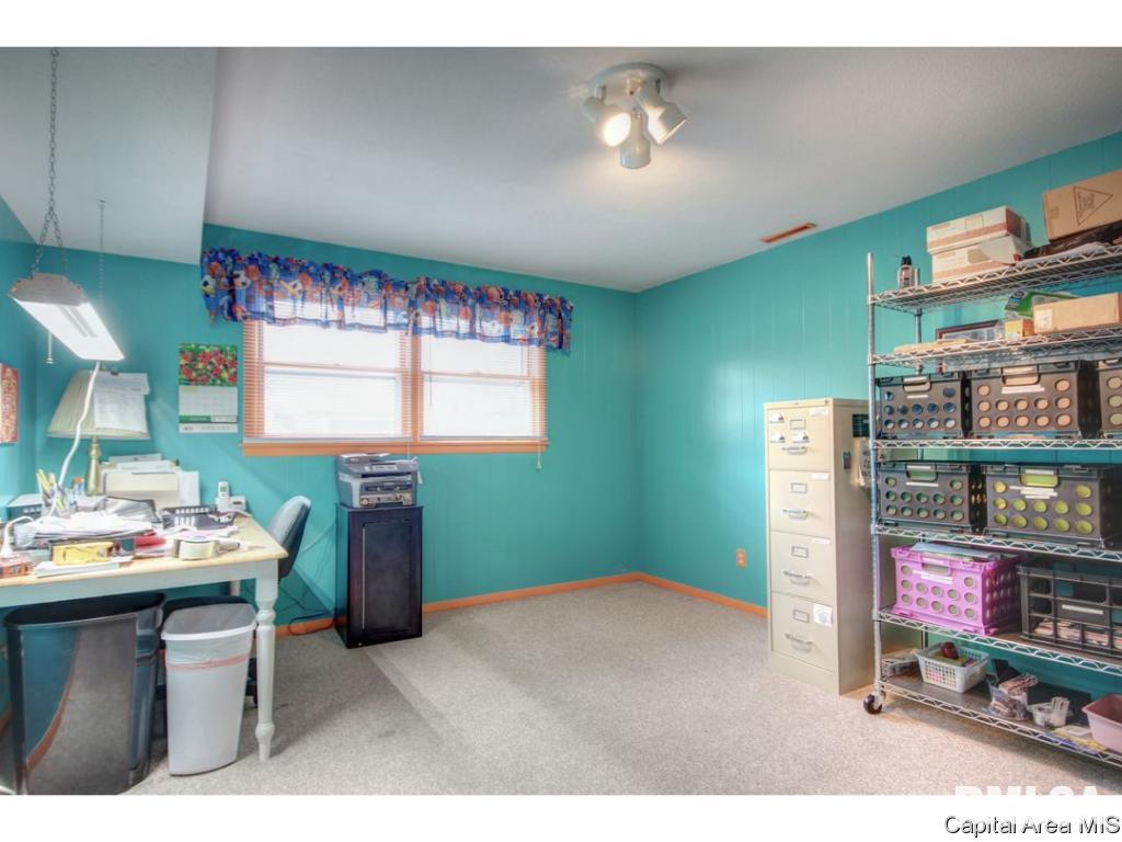 88 Drawbridge Road Springfield, IL 62704 - Photo 26 of 36