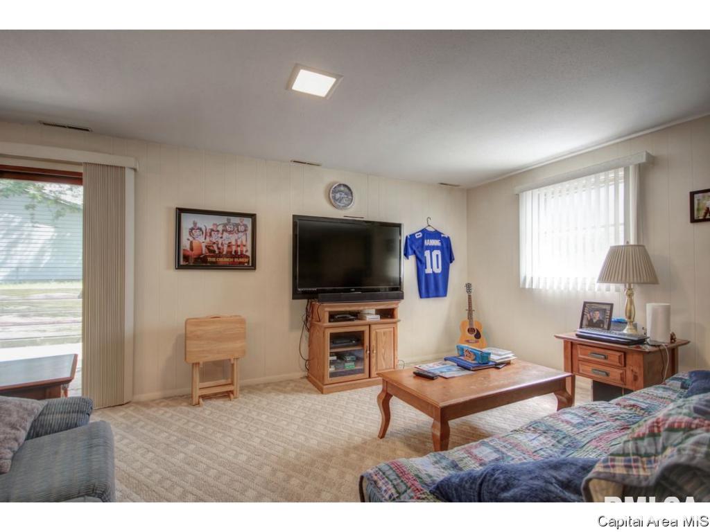 88 Drawbridge Road Springfield, IL 62704 - Photo 33 of 36