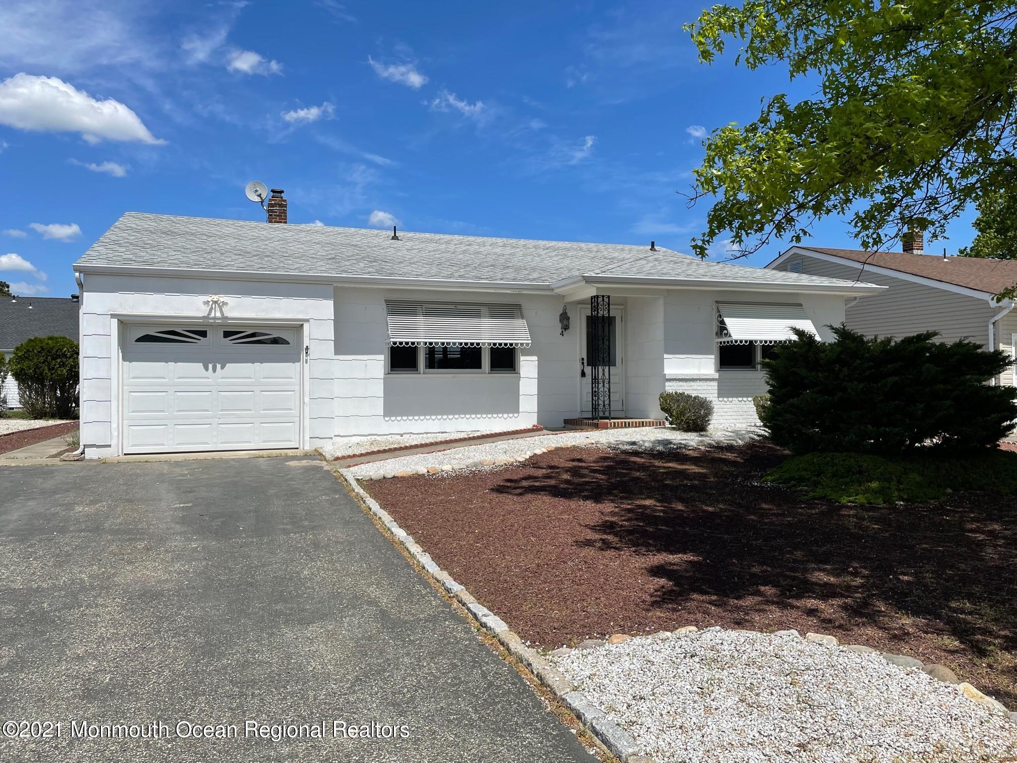 4 Sheridan Road Toms River, NJ 08757 - Photo 2 of 16 a front view of house with yard