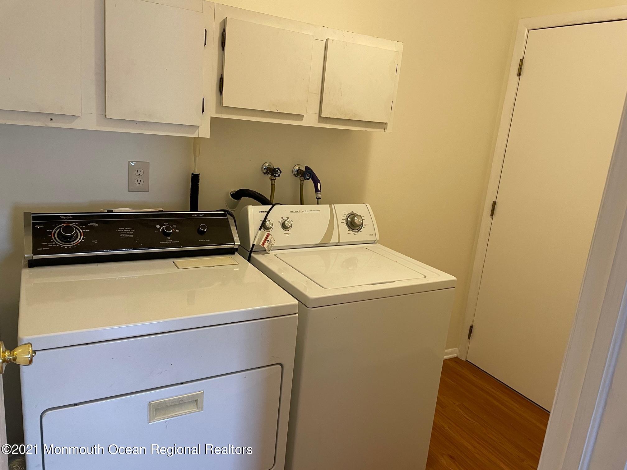 4 Sheridan Road Toms River, NJ 08757 - Photo 8 of 16 a utility room with dryer and washer