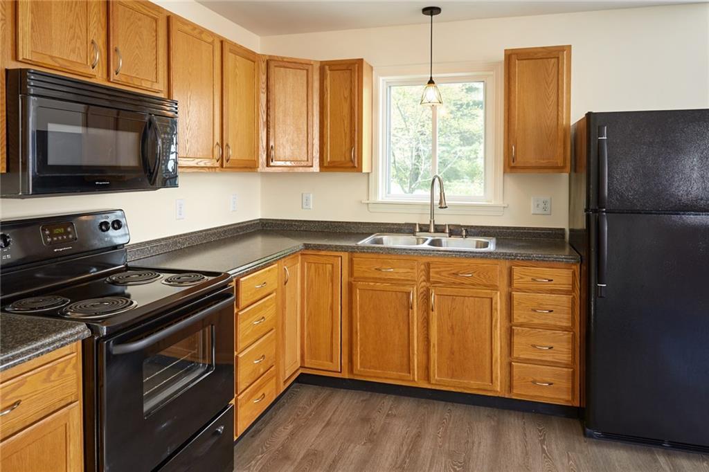 7 Fort Hill Road Standish, ME 04084 - Photo 5 of 19 Photo