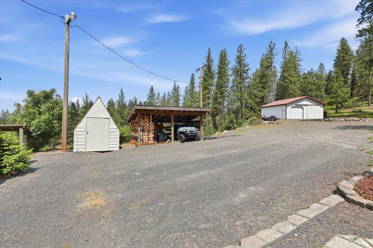 15009 East Cooper Road Mead, WA 99021 - Photo 4 of 50
