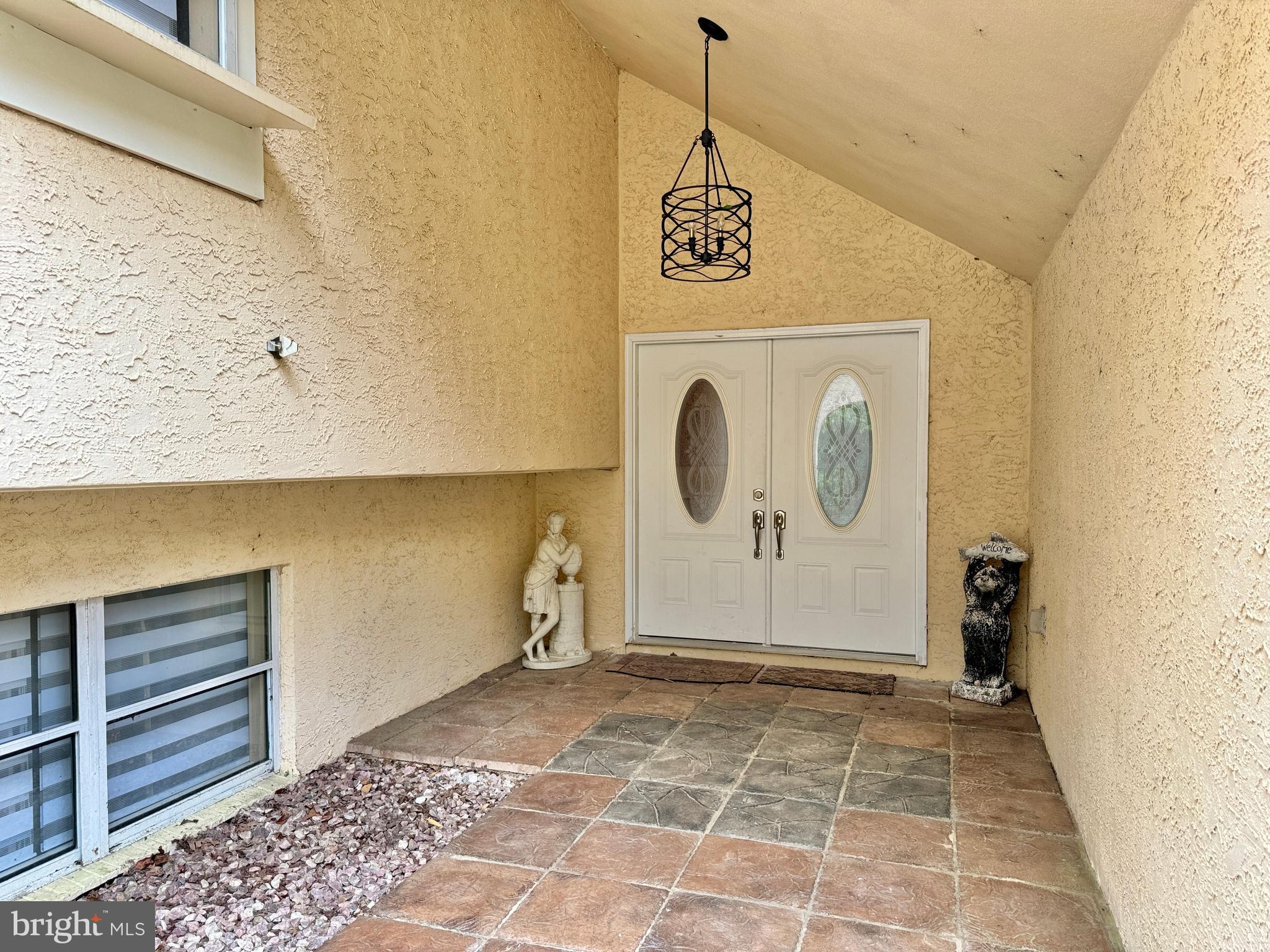 1764 Winslow Road Williamstown, NJ 08094 - Photo 6 of 62 Entryway