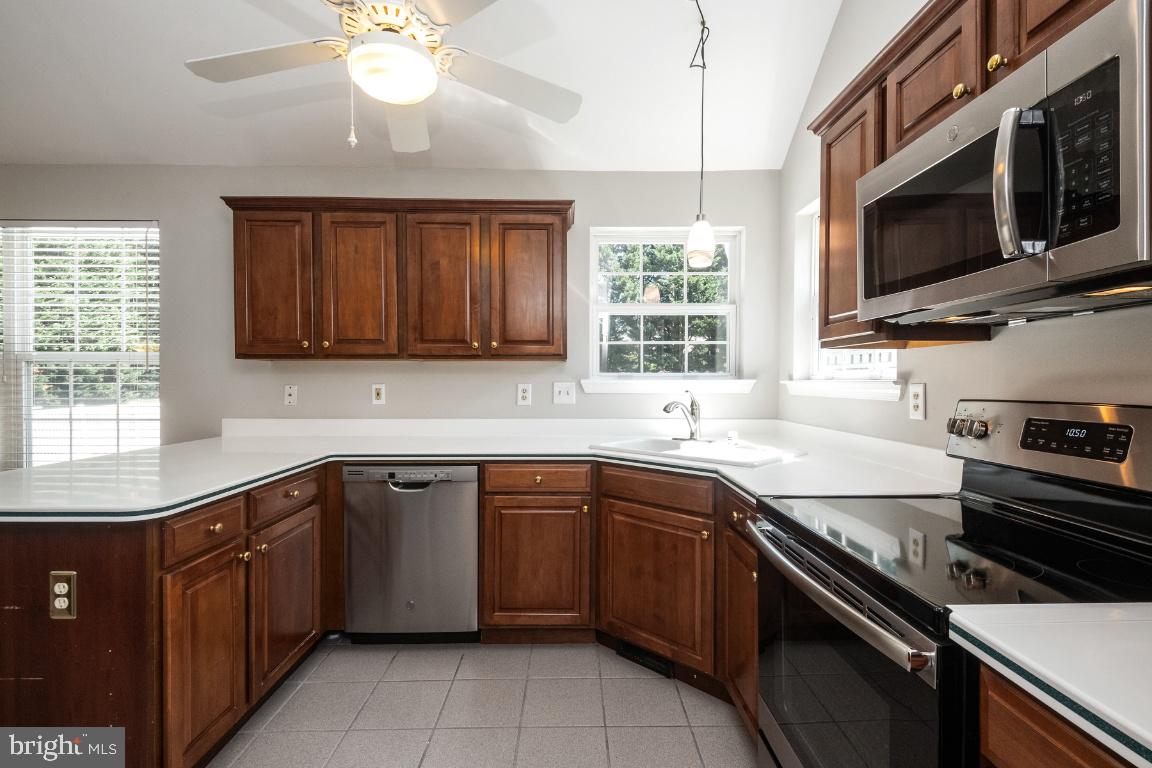 1700 Parsonage Road Parkton, MD 21120 - Photo 15 of 69 Cherry Cabinetry