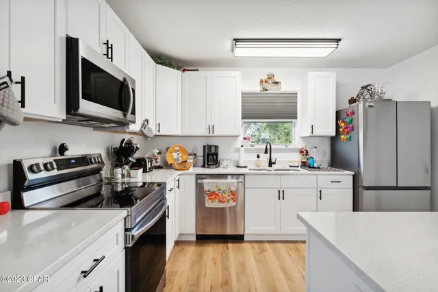 $2,050 | 526 Camellia Avenue, Panama City, FL 32404