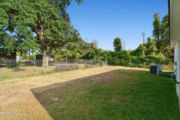 $2,050 | 526 Camellia Avenue, Panama City, FL 32404