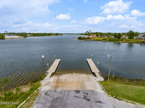 $2,050 | 526 Camellia Avenue, Panama City, FL 32404