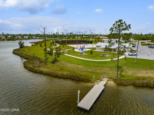 $2,050 | 526 Camellia Avenue, Panama City, FL 32404