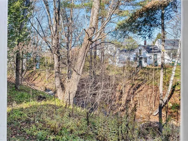 $695,000 | 38 Beach Road, Greensboro, VT 05841