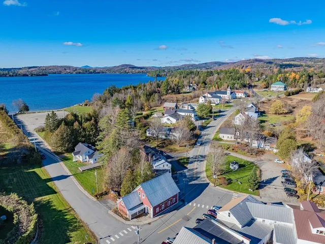 $695,000 | 38 Beach Road, Greensboro, VT 05841