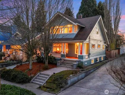 $1,575,000 | 4323 Sunnyside Avenue North, Seattle, WA 98103