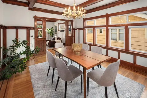 $1,575,000 | 4323 Sunnyside Avenue North, Seattle, WA 98103