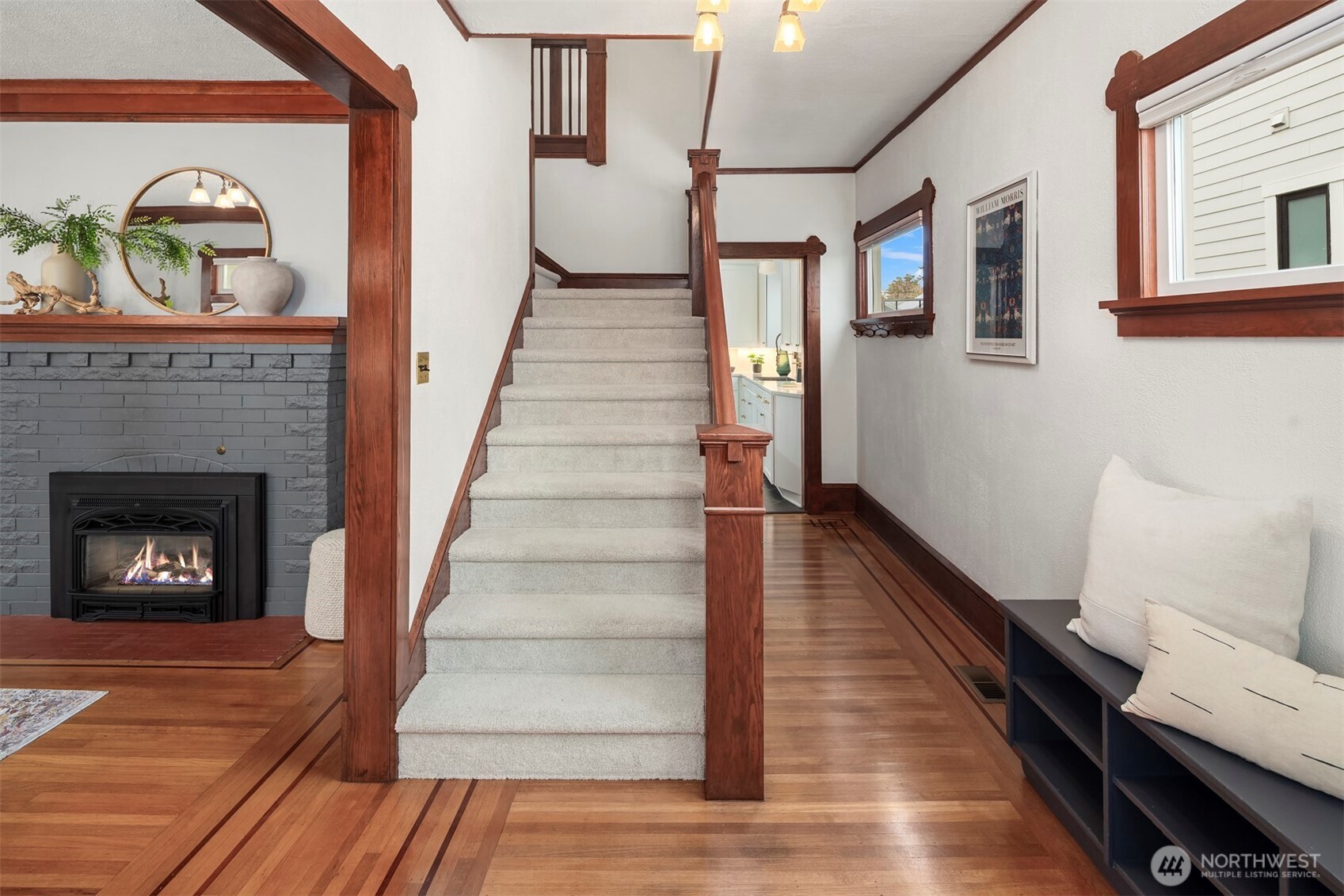 4323 Sunnyside Avenue North Seattle, WA 98103 - Photo 24 of 40