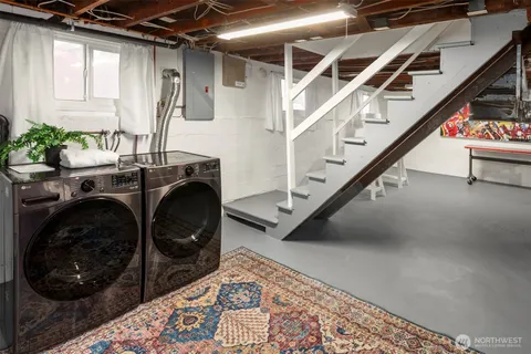 $1,575,000 | 4323 Sunnyside Avenue North, Seattle, WA 98103