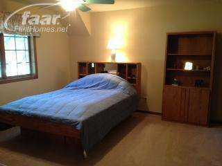 7441 East River Road Flushing, MI 48433 - Photo 13 of 31 20384438-12.JPG