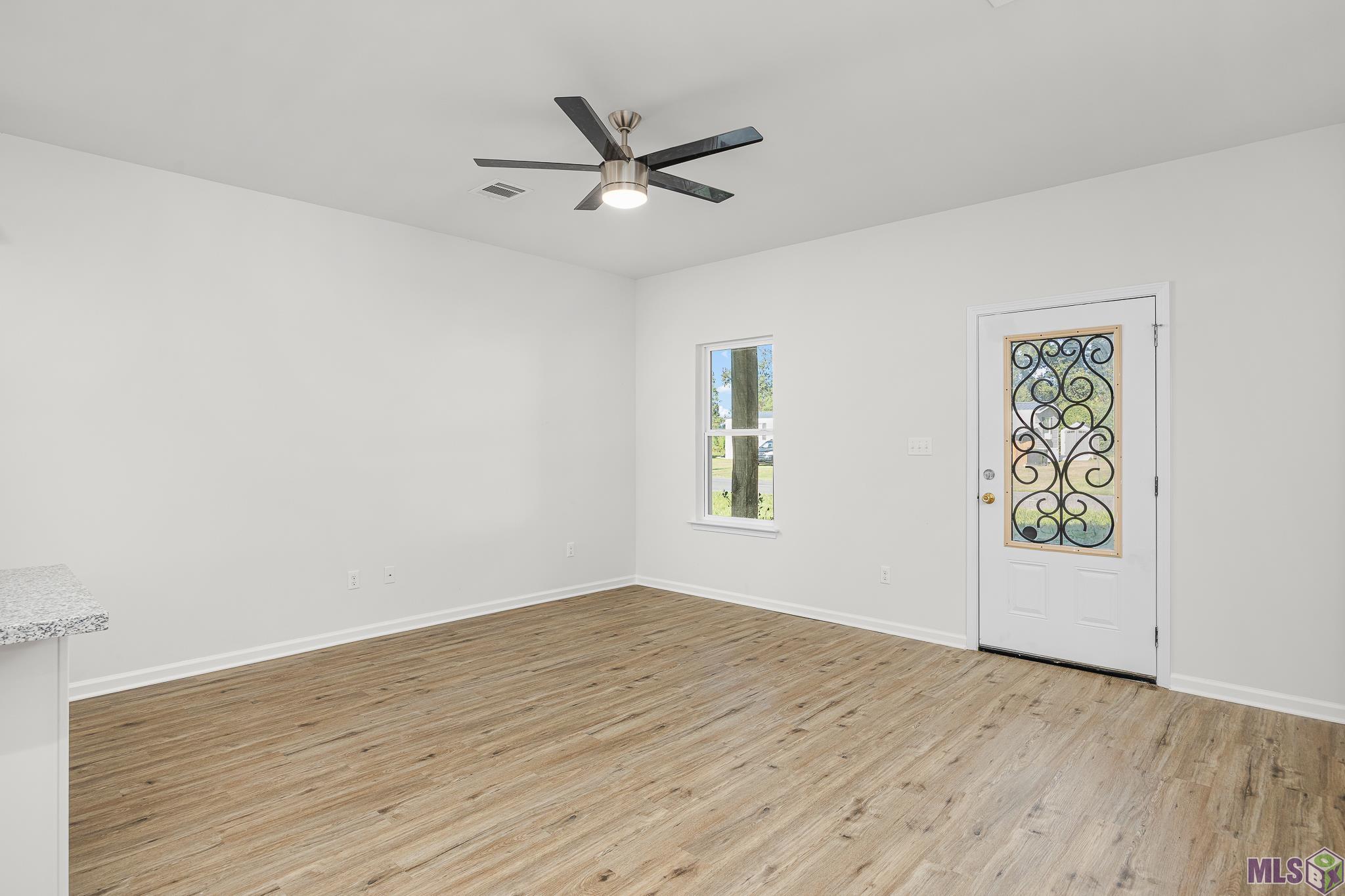 1401 Ravier Lane Sunshine, LA 70780 - Photo 4 of 21 Gallery Image 4