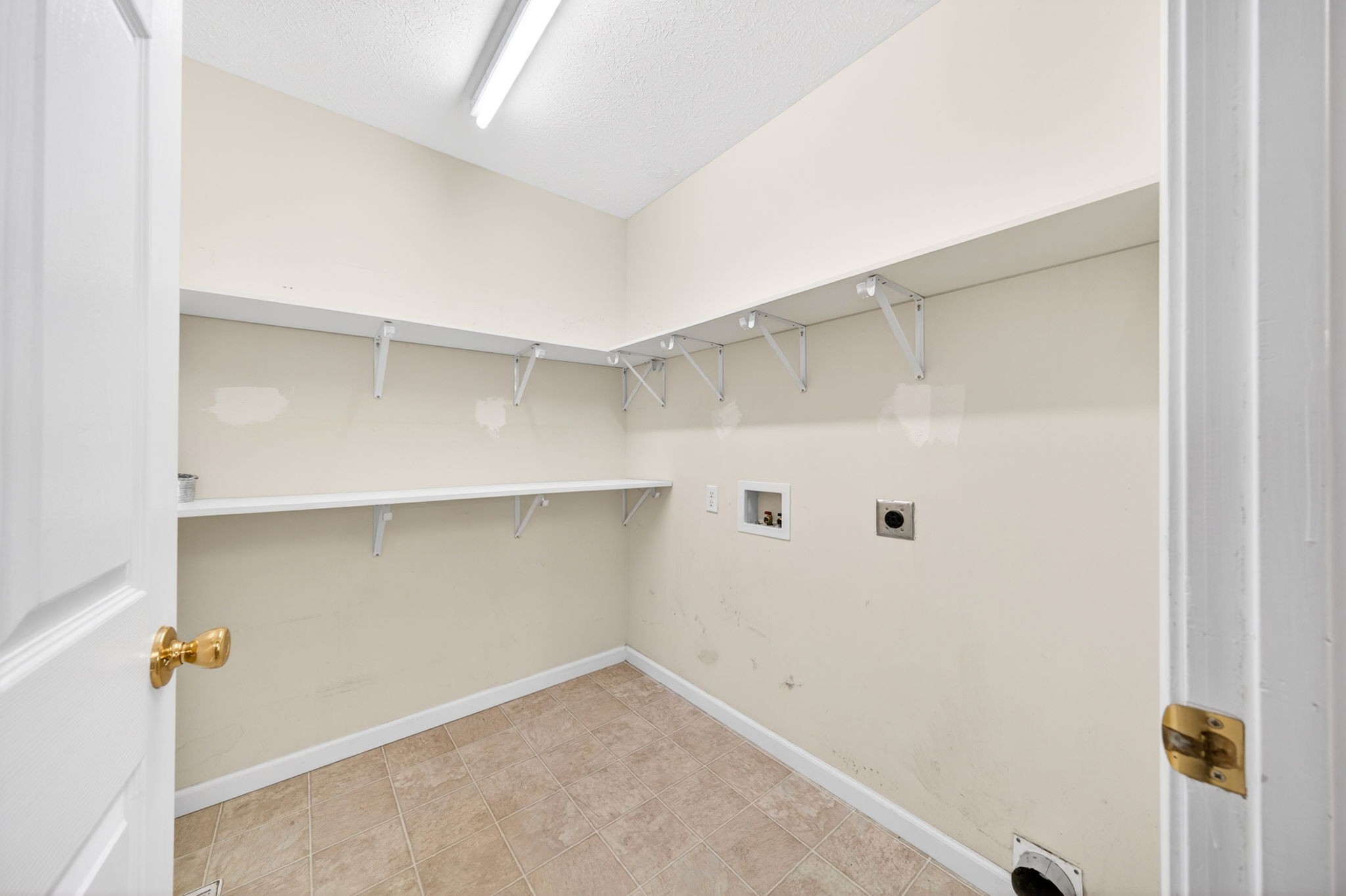 291 Poplar Point Lane Rickman, TN 38580 - Photo 12 of 41 a view of small space