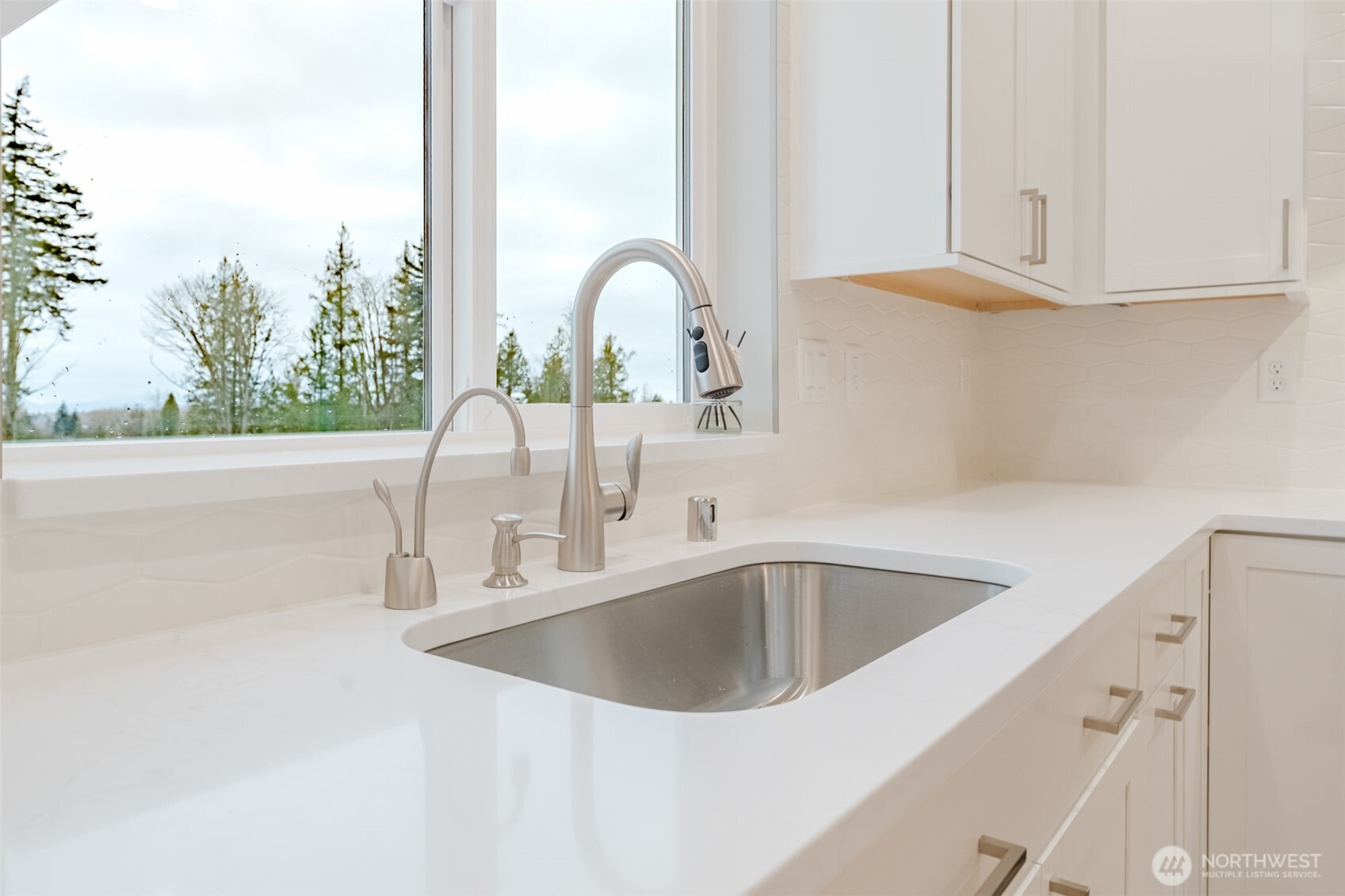 4425 Blackstone Way Bellingham, WA 98226 - Photo 13 of 37