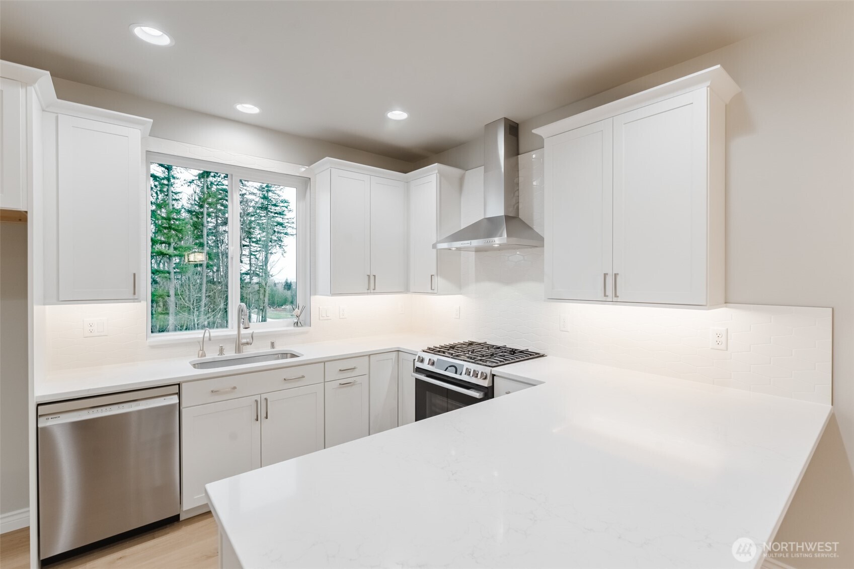 4425 Blackstone Way Bellingham, WA 98226 - Photo 16 of 37