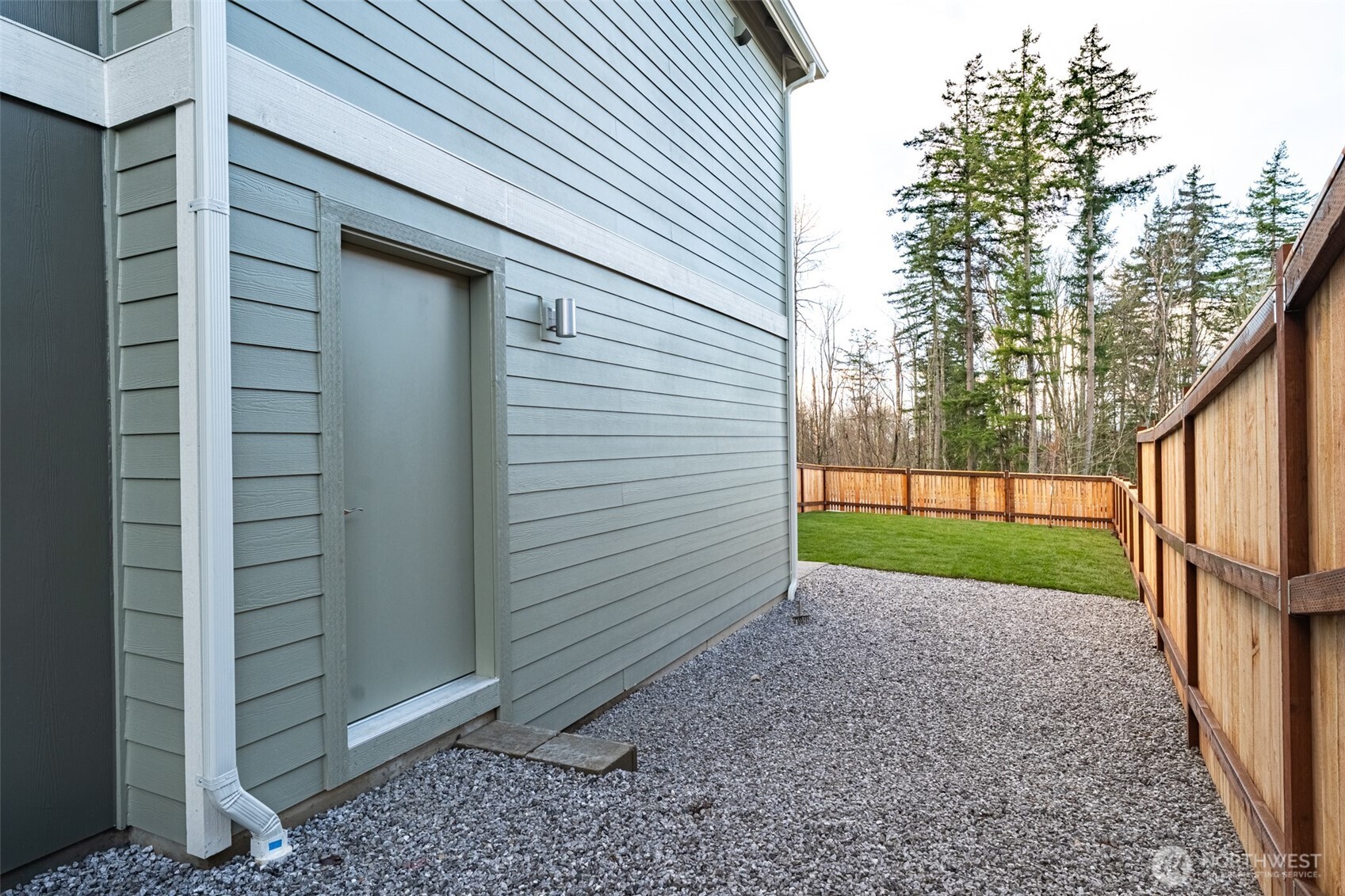 4425 Blackstone Way Bellingham, WA 98226 - Photo 32 of 37