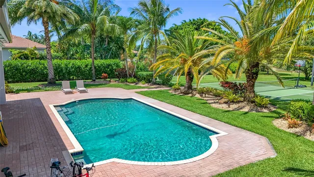 a view of a basketball court