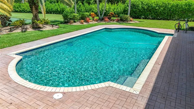 $9,800 | 4268 Southwest 141st Avenue, Davie, FL 33330