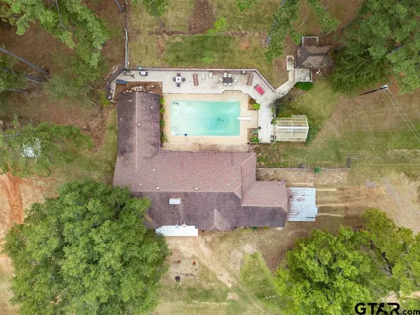 $885,000 | 19418 County Road 4125, Lindale, TX 75771