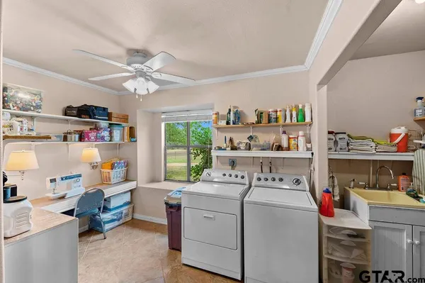 $885,000 | 19418 County Road 4125, Lindale, TX 75771