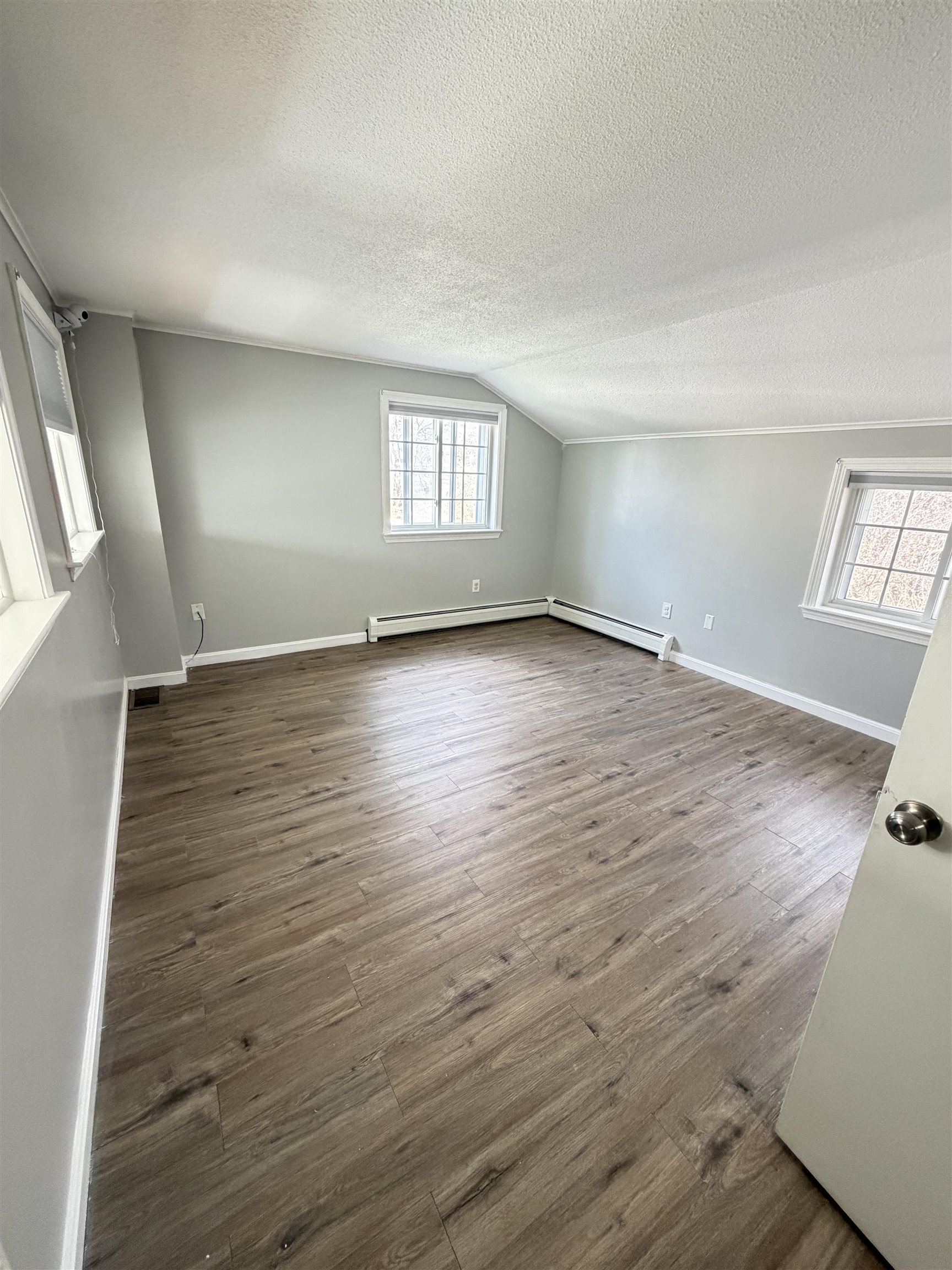 76 Ode Way Manchester, NH 03103 - Photo 11 of 15