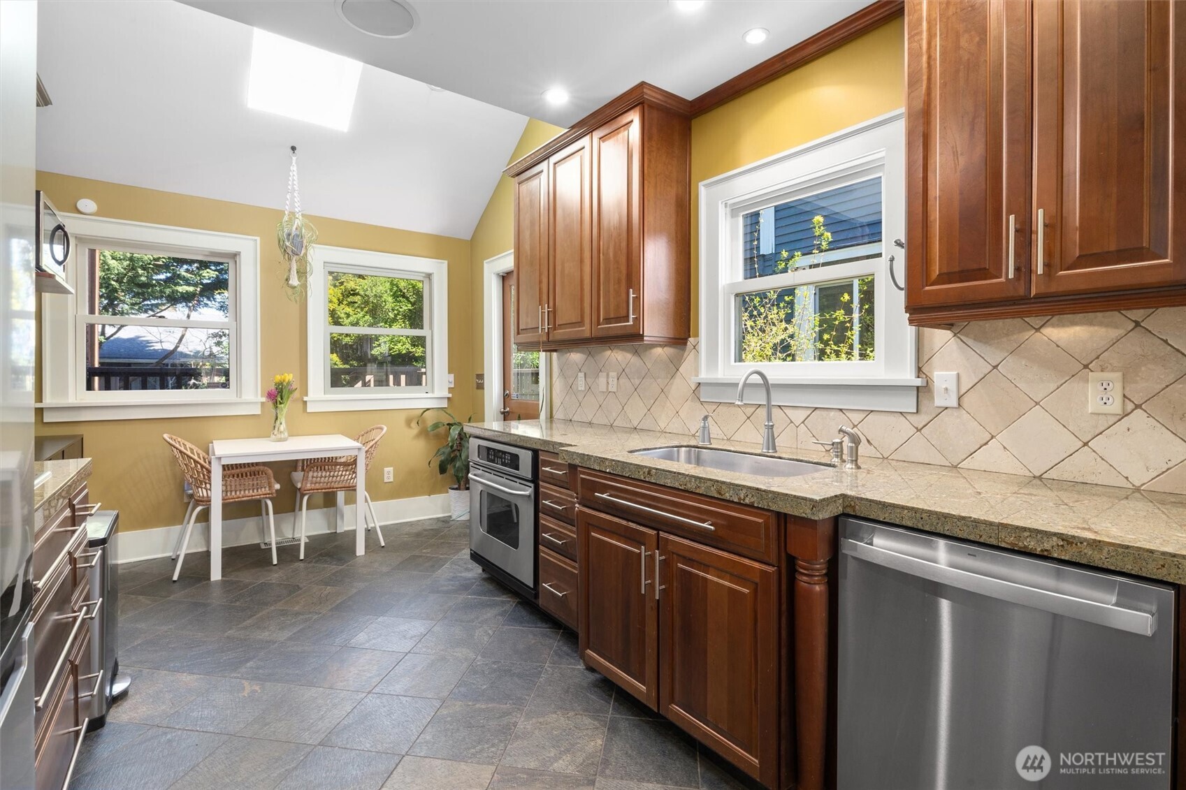 712 North 64th Street Seattle, WA 98103 - Photo 11 of 40 Gallery Image 11