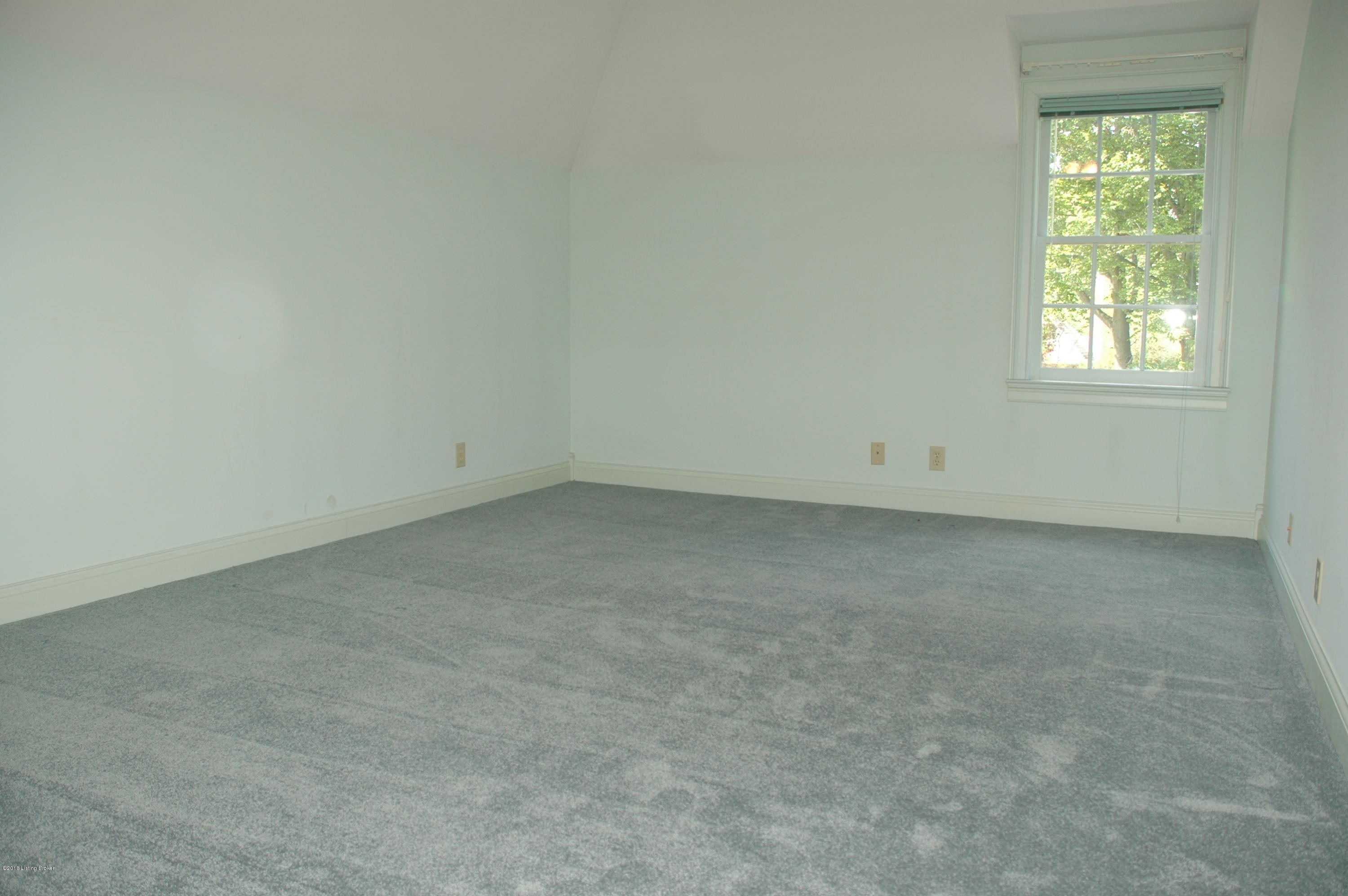 813 Rugby Place Louisville, KY 40222 - Photo 48 of 54 Bedroom adjoining 2nd floor family room. Left end of home.