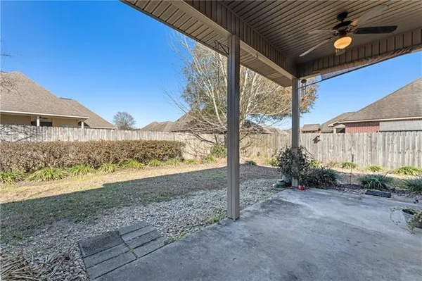 $2,300 | 20175 Long Lake Drive, Hammond, LA 70403