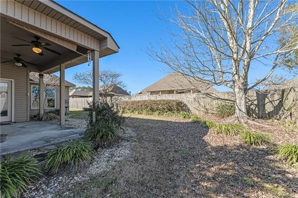 $2,300 | 20175 Long Lake Drive, Hammond, LA 70403