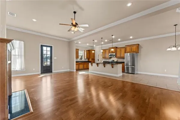 $2,300 | 20175 Long Lake Drive, Hammond, LA 70403