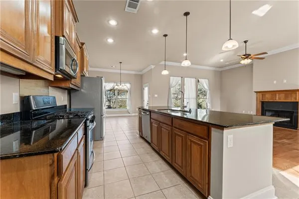 $2,300 | 20175 Long Lake Drive, Hammond, LA 70403