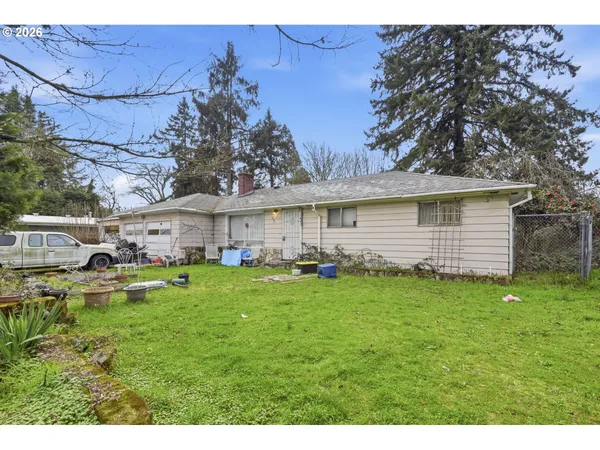 $370,000 | 860 North Van Duyn Street, Eugene, OR 97401
