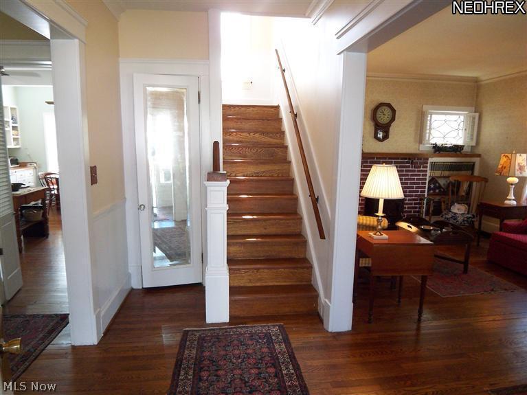 2934 Coleridge Road Cleveland, OH 44118 - Photo 5 of 25