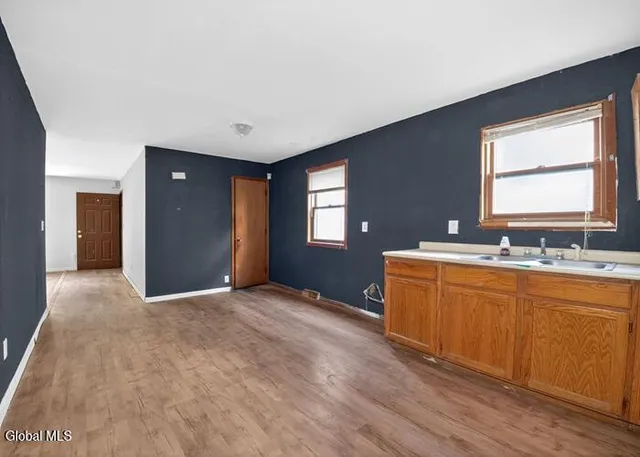 $190,000 | 1087 Davis Terrace, Schenectady, NY 12303