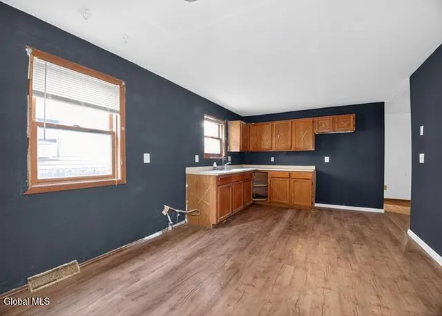 $190,000 | 1087 Davis Terrace, Schenectady, NY 12303