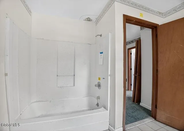 $190,000 | 1087 Davis Terrace, Schenectady, NY 12303