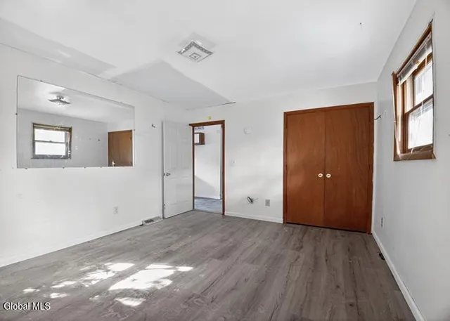 $190,000 | 1087 Davis Terrace, Schenectady, NY 12303