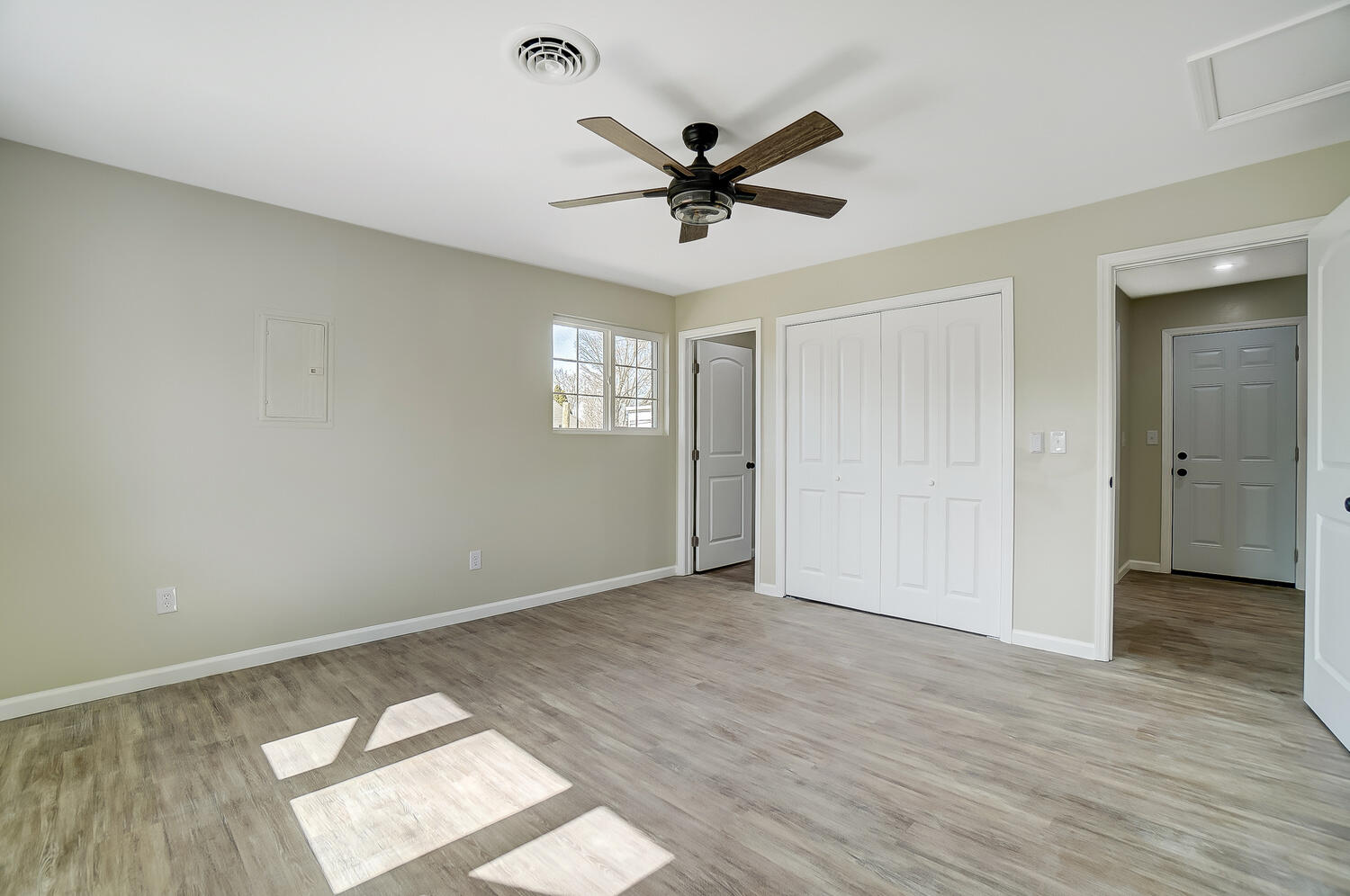 2410 East Home Road Springfield, OH 45503 - Photo 16 of 28 Gallery Image 16