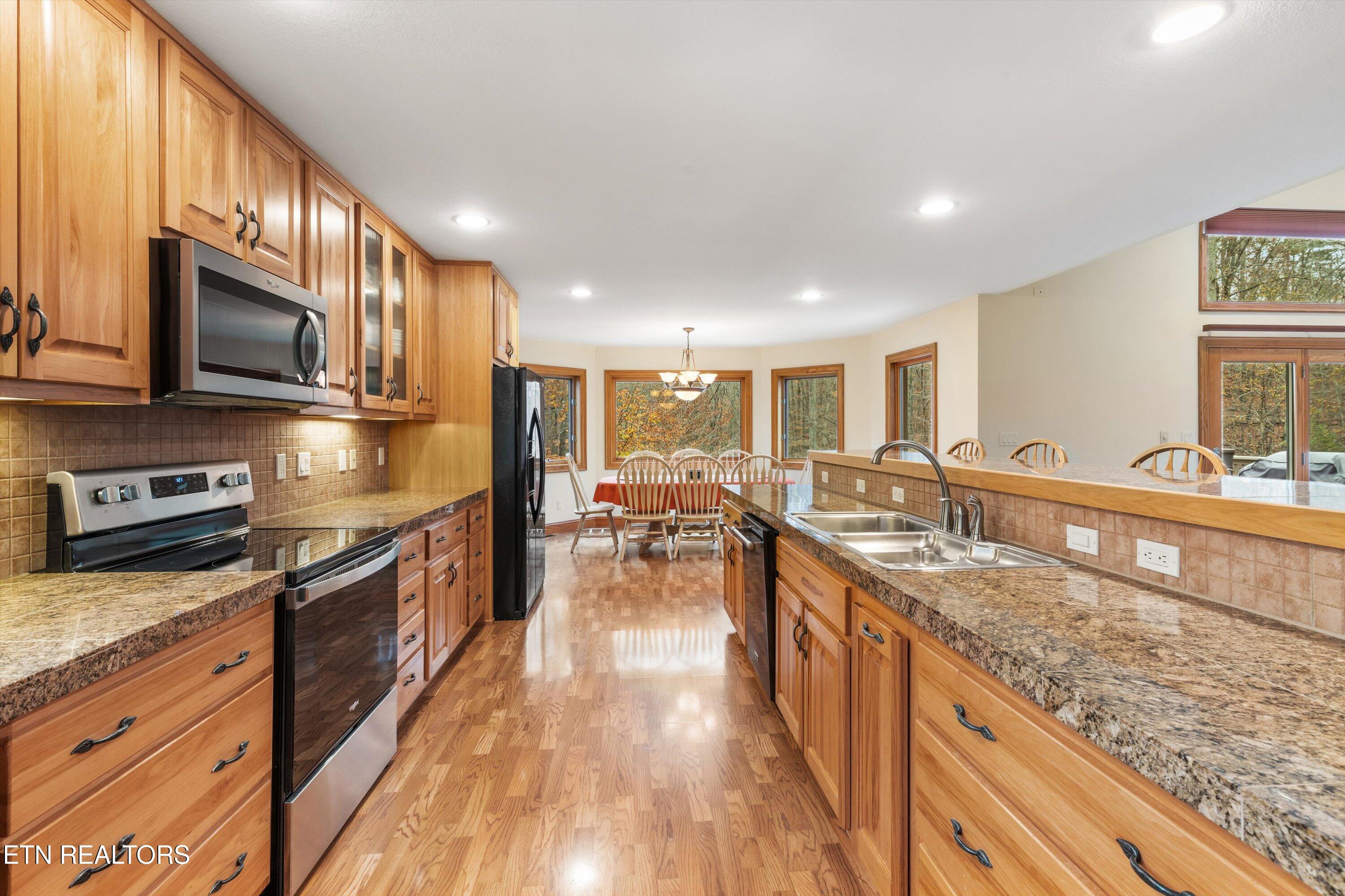 367 Rogers Ridge Road Kingston, TN 37763 - Photo 15 of 31 15-367 Rogers Ridge Rd-09